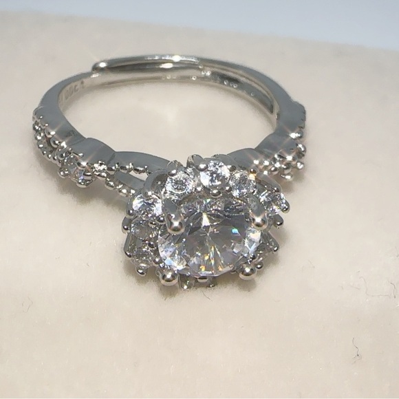 Silver Ring with 2.0 CT Diamond Simulate and Moissanite - Picture 15 of 16